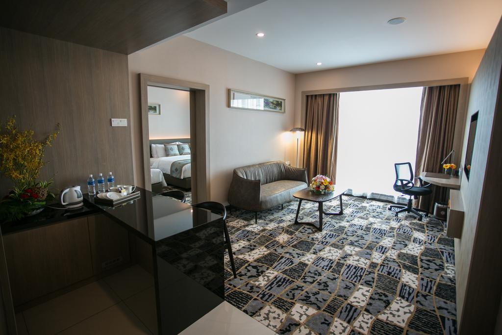 V8 Hotel Джохор-Бару Экстерьер фото